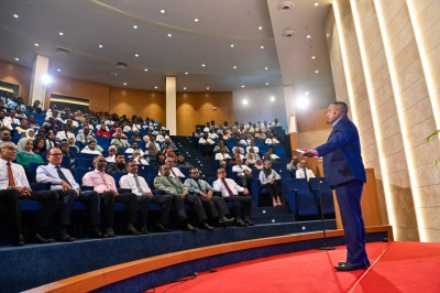 ސިޔާސީ މުވައްޒަފުންގެ ގާބިލުކަން އިތުރުކުރަން ޕްރޮގްރާމެއް ފަށައިފި