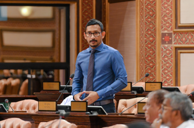 3 ކައުންސިލަރުން ތިއްބަސް ނިންމުން ނިންމޭނެ، ގޮނޑި ހުސްވާއިރަށް އިންތިޚާބު ބާއްވާކަށް ނުޖެހޭ: ފަލާހު