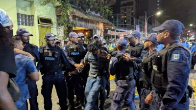 މުޒާހަރާ ރުޅާލީ ހައްގު ހަނިކުރަން، 2 ޒުވާނުން ވަގުތުން ދޫކޮށްލާ: އެމްޑީއޭ