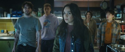 ފައިނަލް ޑެސްޓިނޭޝަން ހިޓަކާ ދިމާލަށް