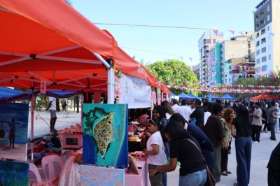 ދިރާގާއި ޗިލްޑްރަންސް އޮމްބަޑްސްޕާސަންގެ އޮފީހާ ގުޅިގެން ކުރިއަށް ގެންދިޔަ ފެއާއަށް ބޮޑު ތަރުހީބެއް