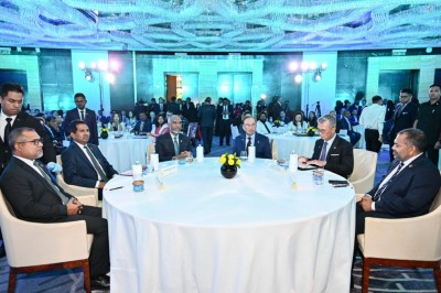 ރާއްޖޭގެ ތަރައްގީގައި ބައިވެރިވުމަށް މެލޭޝިއާގެ ވިޔަފާރިތަކަށް ރައީސްގެ ދައުވަތެއް