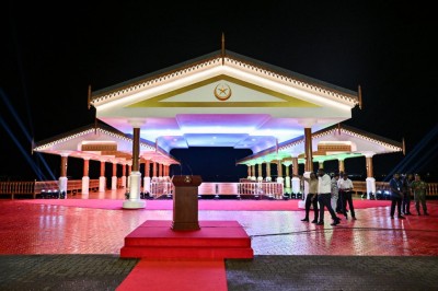 ނަށައި، ޓިކްޓޮކް ހެދި ރަސްމީ ފާލަން މިހާރު އާއްމުންނަށް ބަންދު