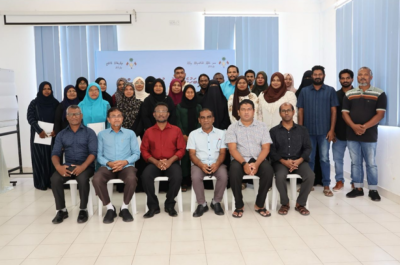 ދިވެހިބަހުގެ ކޯސް މިފަހަރު ކުރިއަށްގެންދިޔައީ އަރިއަތޮޅު ދެކުނުބުރީގައި