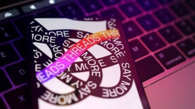 ތްރެޑްސްއަށް 'ޑައިރެކްޓް މެސެޖް' ކުރުމުގެ ފީޗާ އިތުރުކުރަނީ