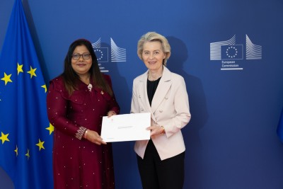 ޤީލާގެ ސަފީރުކަމުގެ ފަތްކޮޅު ޔޫރަޕިއަން ކޮމިޝަންގެ ރައީސަށް އަރުވައިފި