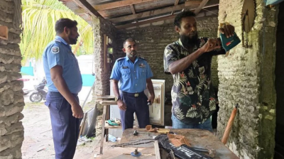 ކުށުގެ ވެއްޓަށް އަންނަ ބަދަލުތައް ސާފު ކުރަން، ފުލުހުން ހޯނޑެއްދުއާއި މަޑަވެލީގައި