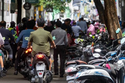 ކަރަންޓު ކެނޑުމުން އެތައް މިލިއަނުގެ ގެއްލުންވާނެ، ޒިންމާވާ ބަޔަކަށް ފިޔަވަޅު އަޅަންޖެހޭ: ޑިމޮކްރެޓްސް