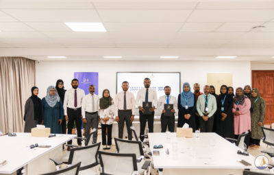 މި އަހަރު ވެސް ކުޅުދުށްފުށީގެ ކޮންމެ ސުކޫލަކަށް ސިޓީ ކައުންސިލުން އެއް ލައްކަ ރުފިޔާ ހަދިޔާކޮށްފި