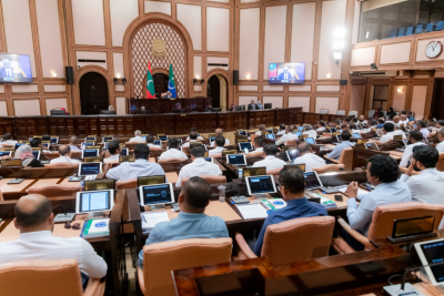 ސުޕްރީމް ކޯޓަށް ފަނޑިޔާރުން އައްޔަނުކުރަން އެޖެންޑާކޮށް މާދަމާ މަޖިލީސް ފަށަނީ