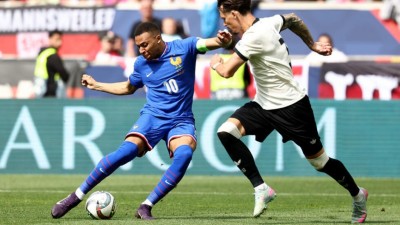 އުނދަގޫ މޮޅަކުން ފްރާންސަށް ތިންވަނަ