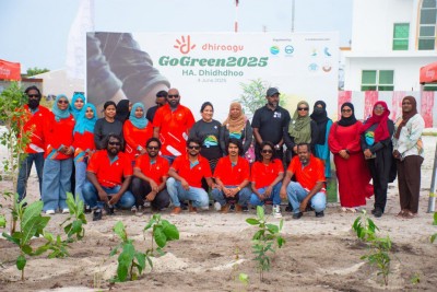 ދިރާގާއި ކްލީން މޯލްޑިވްސް ގުޅިގެން ދިއްދޫގައި 2،000 ގަސް އިންދައިފި