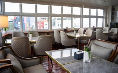 އަމީނާ ޕްރިމިއަމް ލައުންޖުން ނާސްތާއެއް ނަގައިގެން 5،000 ޕޮއިންޓް ލިބޭ ގިވްއަވޭއެއް