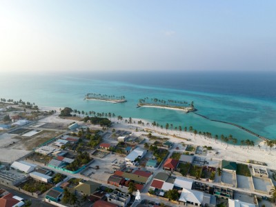 ހޯރަފުށީ ބޮޓްލިން ޕްލާންޓުގެ މަސައްކަތް ހުއްޓައެއް ނުލަން، ވަކިކުރީ މަސައްކަތެއް ނެތް މުވައްޒަފުން: ފެނަކަ