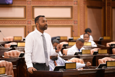 ޚަރަދު ބޮޑޭ ބުނުމަކީ ބަހަނާއެއް، އިންތިޚާބުތައް އެއްކުރަނީ ރައްޔިތެއް ކައިރިއަށް ދެން ނުދާން: މީކާއީލް