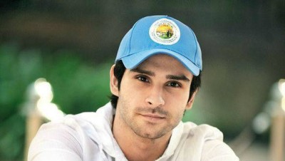 ފިލްމީ އާއިލާއަކަށް ނިސްބަތް ވިޔަސް މިއީ މިހާރު ކޯޕަރޭޓް ދުނިޔޭގައި ނަން މަޝްހޫރު ޝަހުސިއްޔަތެއް