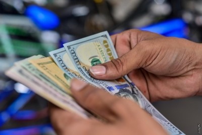 ޑޮލަރާ ގުޅޭ އުސޫލުތައް ކުއްލިކުއްލިއަށް ބަދަލުކުރާތީ ހުށަހެޅި މައްސަލަ މަޖިލީހުން ނުބެލި