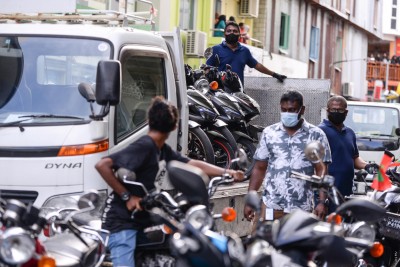 އިއްޔެ އެކަނި މަޖީދީމަގާއި ބޭރުމަގުން 74 އުޅަނދު ޓޯކޮށްފި