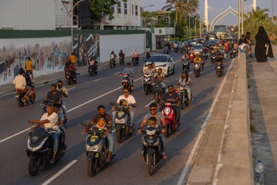 އަންނަ އާދިއްތައިން ފެށިގެން ހަތަރު ފުރޮޅުލީ އުޅަނދުތައް އެތެރެކުރެވޭނީ ހުއްދަ ނަގައިގެން