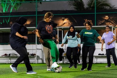 އެމްޑީޕީގެ އަހަރީ ދުވަހު ކުޅޭ ފުޓްބޯޅަ މުބާރާތަށް، މާރިޔާ އިސްކޮށް ހުންނަވައިގެން އަންހެނުންގެ ޓީމެއް