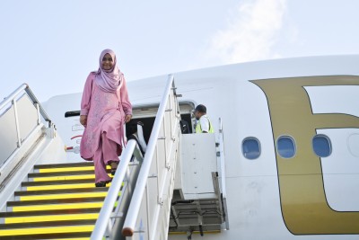 ދުބާއީ ދަތުރަށް ފަހު މެޑަމް ސާޖިދާ ރާއްޖެ ވަޑައިގެންފި