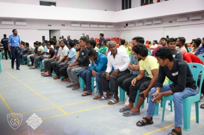 ވިސާ ނެތް 83 ބިދޭސީން އައްޑުއިން ހިފަހައްޓައި، އެމީހުންނަށް ވަޒީފާ ދިން 75 މީހަކަށް ނޯޓިސްދީފި