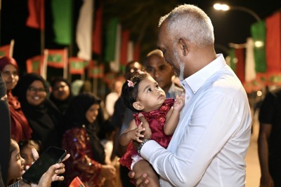 އާބާދީ ދޮށީވާތީ ދަރިމައިވުމުގެ ސިއްހީ ޚިދުމަތް އިތުރުކުރާނަން: ރައީސް