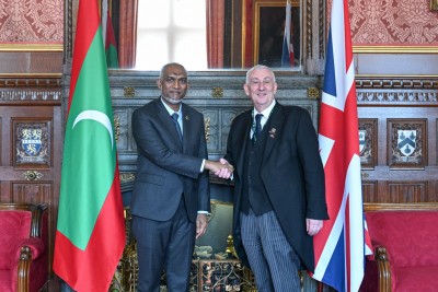 ރައީސް އިނގިރޭސި ގަނޫނު ހަދާ މަޖިލީހުގެ ރައީސާ ބައްދަލުކުރައްވައިފި، ދޭދޭ ގުޅުން ބަދަހިކުރަނީ