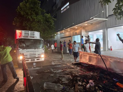 އެންސިސްގައި ރޯވުން: އަލިފާން ނިއްވަން އުޅުނު 3 ފުލުހަކަށް ދުމުގެ އަސަރުކޮށްގެން ފަރުވާދެނީ