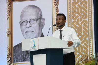 އަޝްރަފް ކިޔައިދެއްވީ ވަހީދުގެ ކުރުވާހަކަތަކުންނާއި ދިރިއުޅުއްވުމުން ނަންގަވައިދެއްވި ފިލާވަޅުތައް