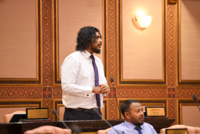 ދިވެހި އުފެއްދުންތައް ހިމާޔަތްކުރަން އިތުރު ގާނޫނުތައް ބޭނުންވޭ: އަޒާން