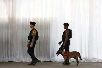 އެއް އަހަރު ނުވާ ކުދިންތަކެއް ވިއްކަން އުޅުނު ބަޔަކު އިންޑޮނޭޝިއާއިން ހައްޔަރުކޮށްފި