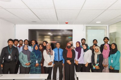 މީރާއާއި، ހޯނޑެއްދޫ ކައުންސިލުގެ މުވައްޒަފުންނަށް ބަހުގެ އެކެޑަމީގެ ކޯސް ހިންގައިފި