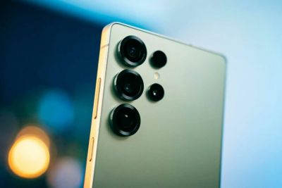 އެސް26 އަލްޓްރާގައި ސޮނީގެ 200 މެގަޕިކްސެލް ކެމެރާއެއް ހިމަނަނީ