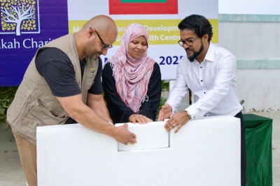 ބަރަކާ ޗެރިޓީގެ އެހީތެރިކަމާއެކު ގުޅީ ސިއްހީ މަރުކަޒުގައި މެޑިކަލް ލެބެއް ގާއިމްކުރަނީ