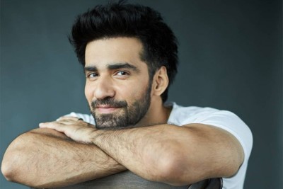 ޝާހިދުގެ 'ރޯމިއޯ'ގެ ކާސްޓަށް ކުޅަދާނަ އެކްޓަރު އަވީނާޝް ތިވާރީ