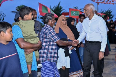ދަތުރުތަކުގެ ބޭނުމަކީ ރައްޔިތުންނާ ބައްދަލުކޮށް، ބޭނުންވާ ގޮތަށް ކަންކަން ކުރުން: ރައީސް