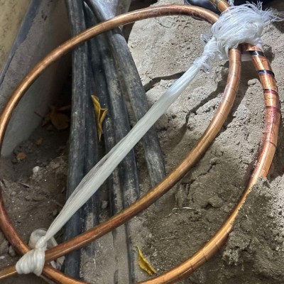 ބަޔަކު ސްޓެލްކޯގެ ކަރަންޓު ކޭބަލެއް ބުރިކޮށްލި މައްސަލަ ބަލަނީ