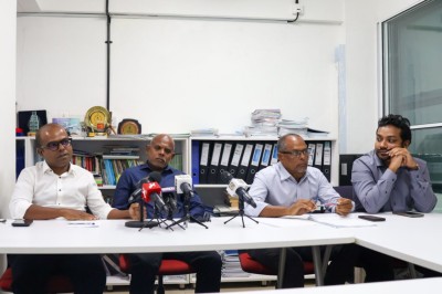 ބިލާއެކު މިނިވަން ނޫސްވެރިކަން 20 އަހަރު ފަހަތަށް ސޮއްސާލުމުގެ ބިރު އެބައޮތް: ތަޖުރިބާކާރު ނޫސްވެރިން