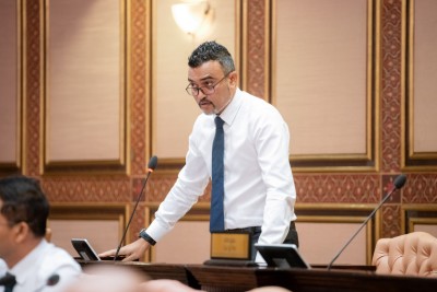 މީޑިއާ އޮބަހައްޓަނީ ދިގު ވެރިކަމެއް ކުރަން، ހުރިހާ 'ބޭކާރު' ގާނޫނެއް އުވާލާނަން: ނާޒިލް