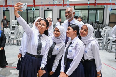 އޭލެވެލް ފީ ކަނޑާލުމަކީ މާލީ ބުރައެއް، އަވަސް އަރުވާލައިގެން ދަރިވަރުންގެ ކުރި މަރާލަނީ ދިރާސާ ނުކޮށް: އިހުސާން