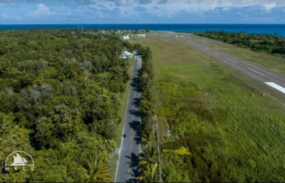 ފުވައްމުލަކުގައި ސައިކަލެއް ފާރަކާއި މަގުބައްތިއެއްގައި ޖެހި، 17 އަހަރުގެ ކުއްޖަކު މަރުވެއްޖެ