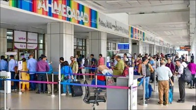 ޓެރަރިޒަމްގެ އިންޒާރަކާ ގުޅިގެން އިންޑިއާގެ ހުރިހާ އެއާޕޯޓެއް އެލާޓަށް