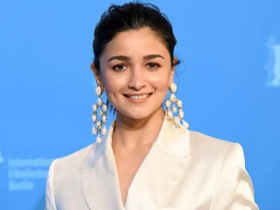 އަލަށް ބަދަލުވާ ގޭގެ ފޮޓޯތަކާއި ވީޑިއޯތައް މީޑިއާތަކުން އާއްމުކުރާތީ އާލިއާ ރުޅިގަދަވެފައި