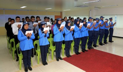 ހުވާކުރާ މަޖިލީހުގައި ބައިވެރިވެފައި ވާނަމަ ބަލަން ޖެހޭނީ ހުވާކުރި މީހެއް ގޮތުގައި: ކުރީގެ އުއްތަމަ ފަނޑިޔާރު