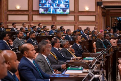 މުސާރަ ކުޑަވެގެން ޕީއެންސީ ބައެއް މެންބަރުންގެ ނުރުހުން: މަސް ނިމޭއިރު ތިބެނީ ނުތަނަވަސްކަމުގައި