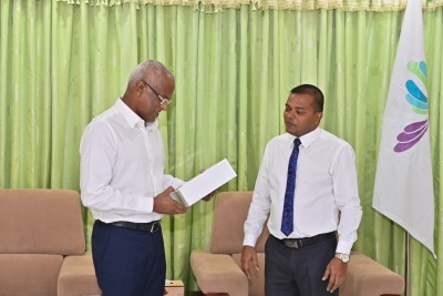 އައްޑުއަށް ގެނެސްދިން ތަރައްގީ ފާހަގަކޮށް ޞާލިޙަށް އެވޯޑެއް