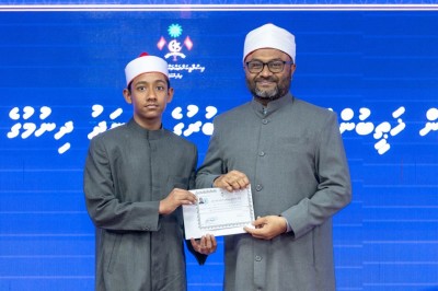 ސަނަދު ހާސިލްކުރި ޚަތީބުންގެ އަދަދު 503އަށް، އަމާޒަކީ އިތުރު 497 ޚަތީބުން ތަމްރީނުކުރުން