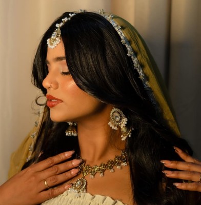 ޝިފާއަށް ބޮލީވުޑުން ފުރުސަތެއް ލިބުނީތަ؟