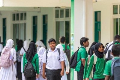 ބެލެނިވެރިން އެދުނު ގޮތަށް، ސްކޫލް ބޮޑު ޗުއްޓީ އަލުން ޑިސެމްބަރަށް ބަދަލުކޮށްފި